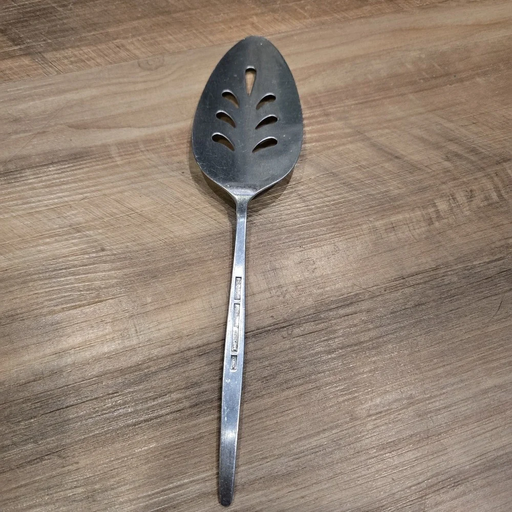 National Stainless Rio Vista Pie Server Silver Floral Rose Slotted Japan Vintage